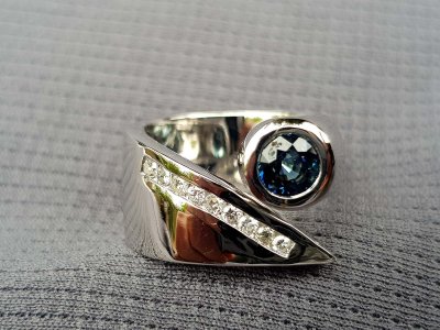 Saphir-Brillant-Ring