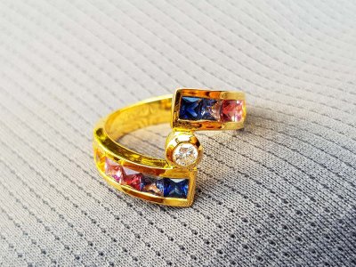 Rainbow-Saphir-Brillant-Crossover-Ring