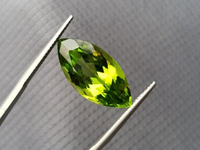 Peridot, 13.58 ct