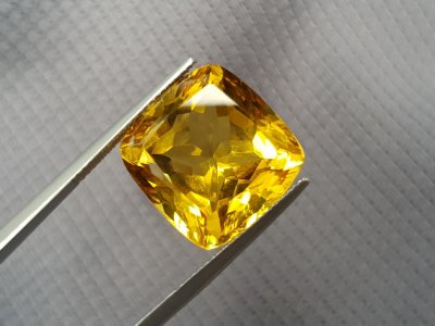 Goldberyll, 19.9 ct