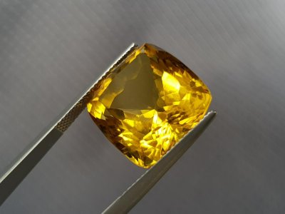 Goldberyll, 19.9 ct