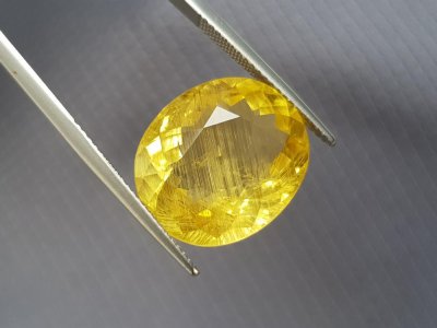 Danburit, 13.15 ct