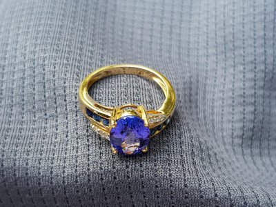 Tansanit-Brillant-Ring