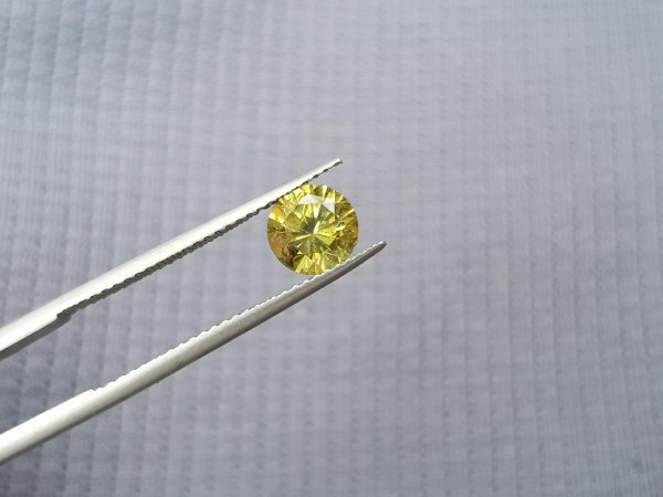 Demantoid, 1.19 ct