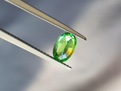 Tsavorit, 1.13 ct