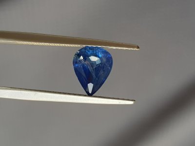 Saphir 1,78ct gebrannt aus Sri Lanka