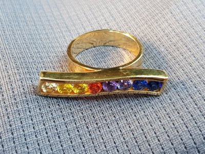 Rainbow-Saphir-Wave-Ring