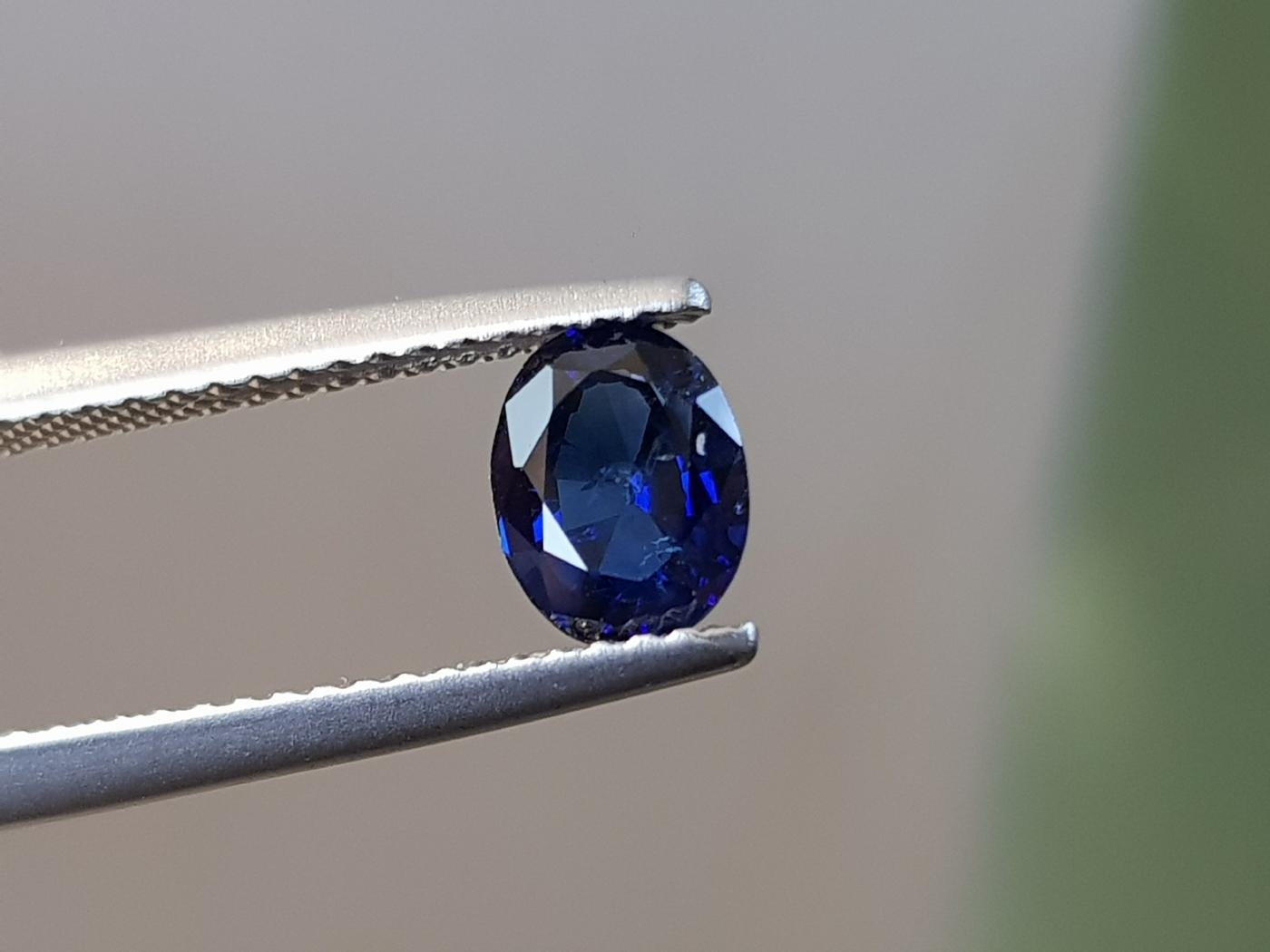Saphir Bleu Naturel Du Sri Lanka, 1,55 Ct, Ovale, Qualité AA - Très Propre à L'oeil Nu - Neuf Sans Emballage