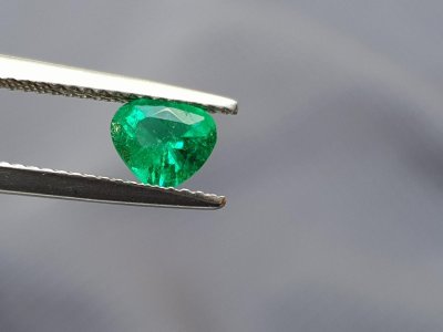 Smaragd (Kolumbien, Muzo) S8 0,67 ct