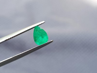 Smaragd (Kolumbien. Muzo) S6 1,23 ct