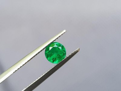 Smaragd (Kolumbien, Muzo, la Pita) S9 0,995 ct