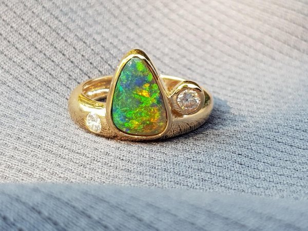 Black Opal-Brillant-Ring 56