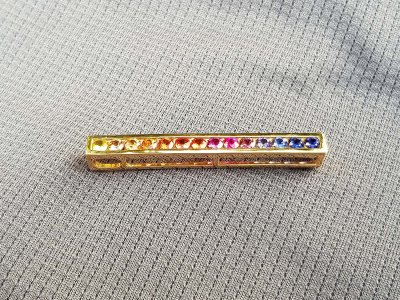 Rainbow-Saphir-Stabanhänger